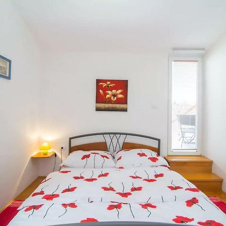Charming Apartment Koper Extérieur photo